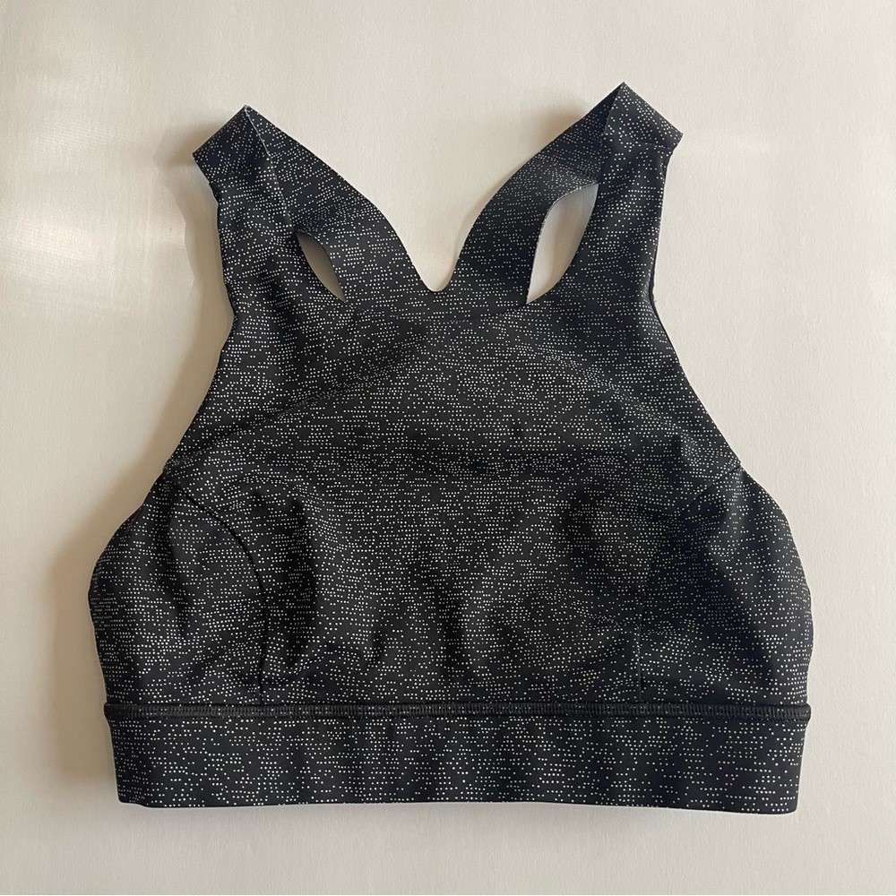 Authentic Lululemon sports bra black white Y-Back Sz 6 Small